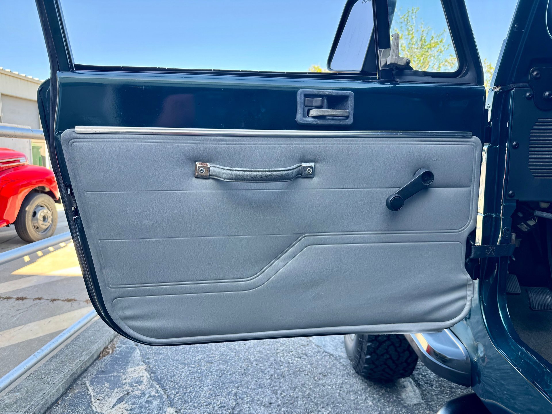 Used 1995 Jeep Wrangler Rio Grande image 90