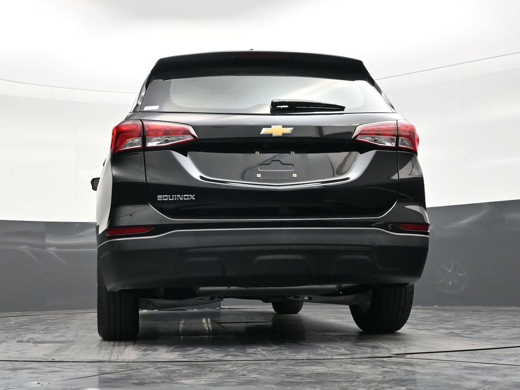 Used 2023 Chevrolet Equinox LS image 23