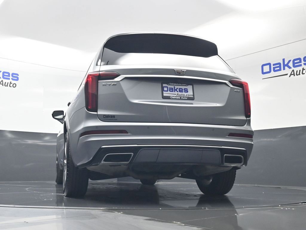 Used 2025 Cadillac XT6 Premium Luxury image 43