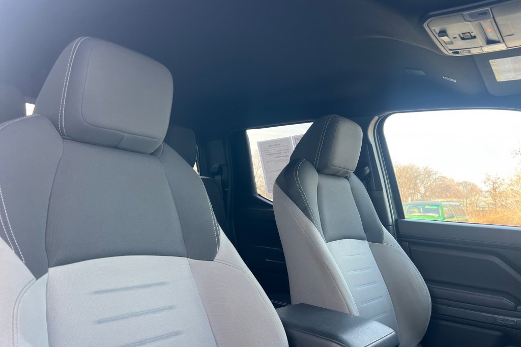 Used 2024 Toyota Tacoma TRD Sport image 13