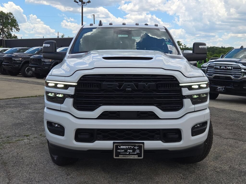 New 2026 RAM 2500 Laramie AWD/4WD image 7