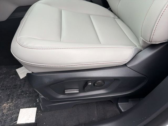 New 2026 Ford Explorer Active w/ Active Comfort Package image 15