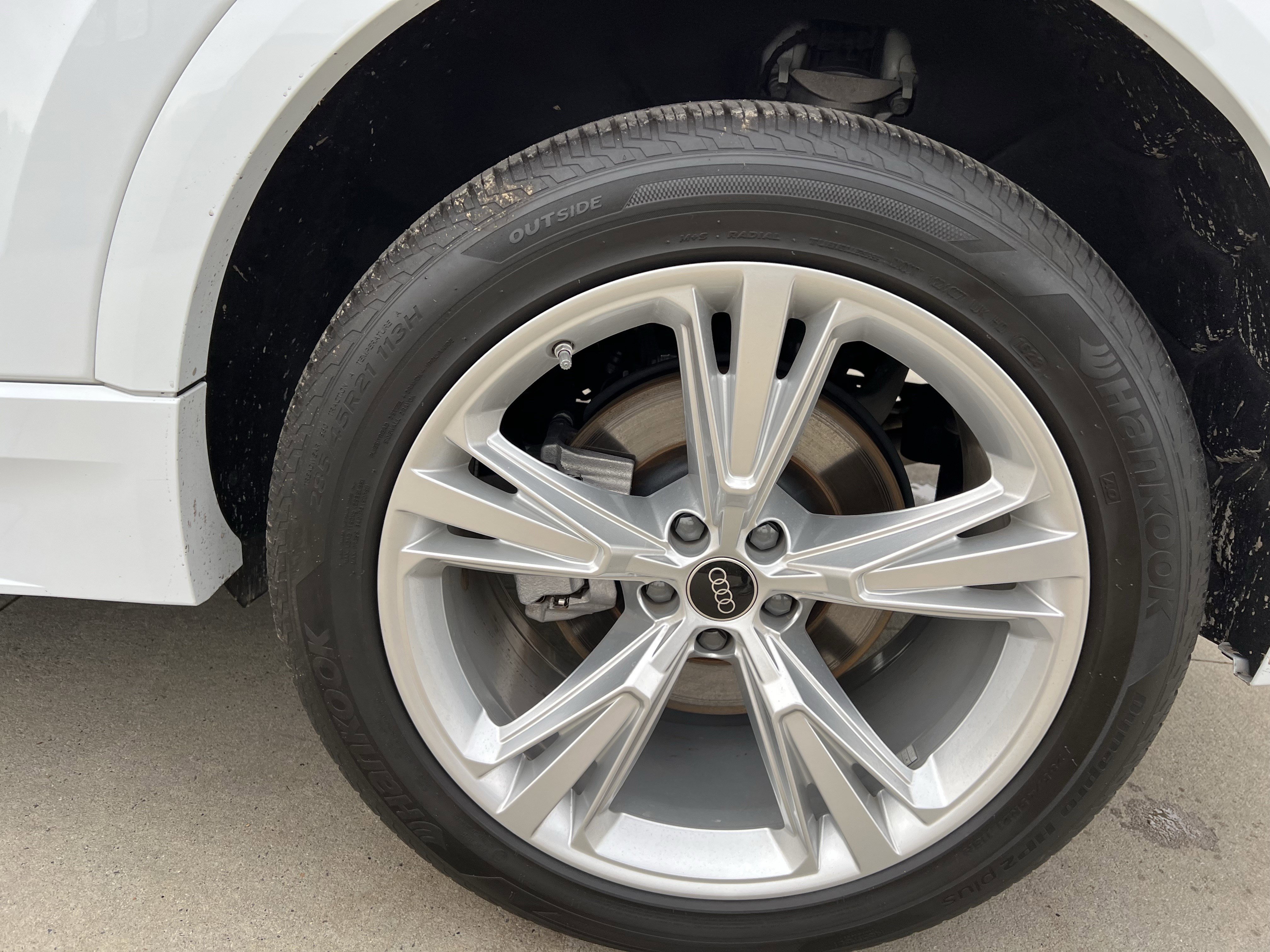 Certified 2023 Audi Q8 Premium Plus image 13