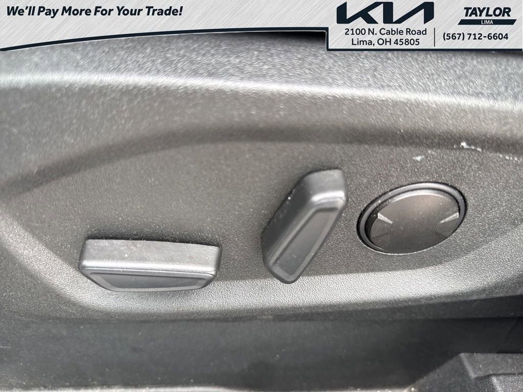 Used 2022 Ford Edge SEL image 25