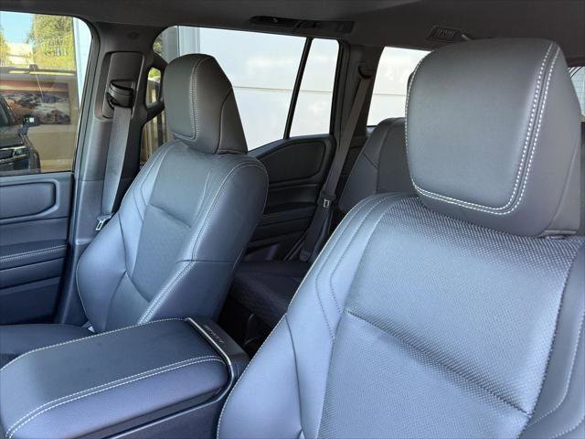 Certified 2026 Toyota Land Cruiser w/ Premium Package AWD/4WD image 19