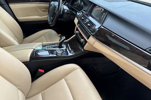 Used 2016 BMW 535i Sedan RWD image 19