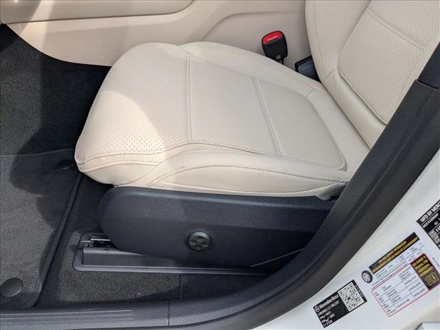 Certified 2026 Mercedes-Benz GLC 300 4MATIC image 4