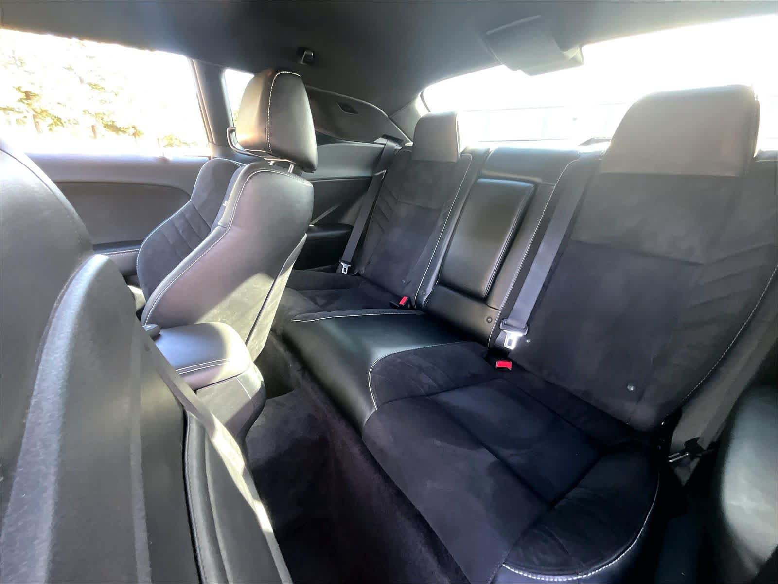 Used 2017 Dodge Challenger SRT Hellcat RWD image 28