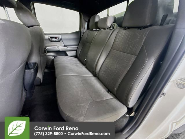 Used 2018 Toyota Tacoma TRD Off-Road w/ Technology Package image 22