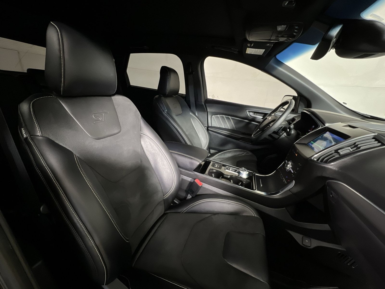 Used 2020 Ford Edge ST w/ Equipment Group 401A AWD/4WD image 27