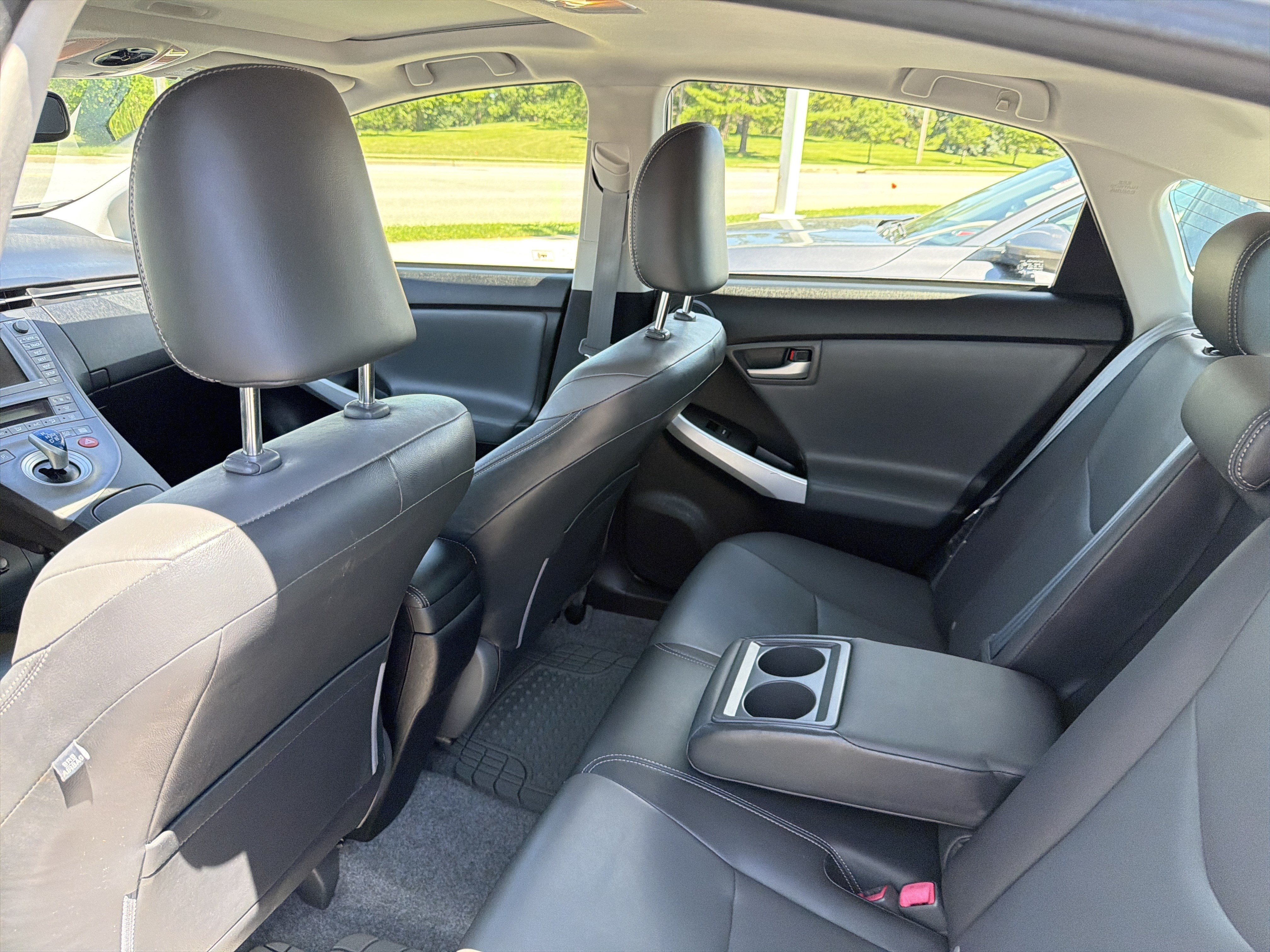 Used 2013 Toyota Prius Four w/ Deluxe Solar Roof Pkg FWD image 45