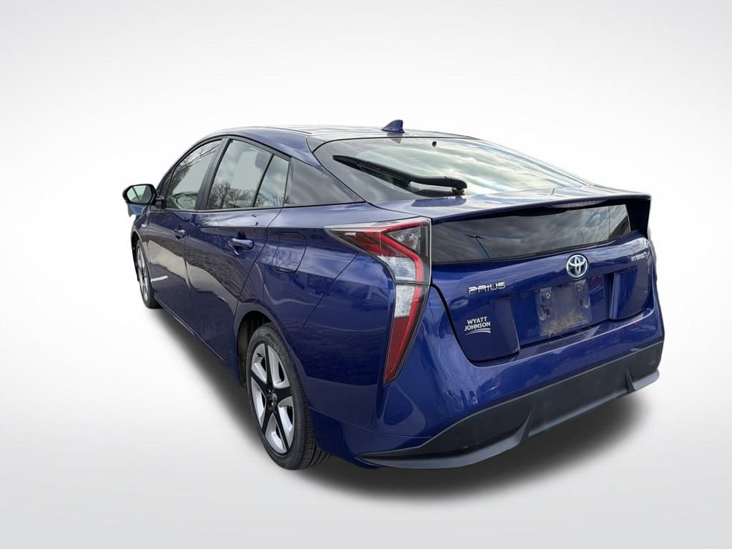 Used 2016 Toyota Prius Three Touring image 11