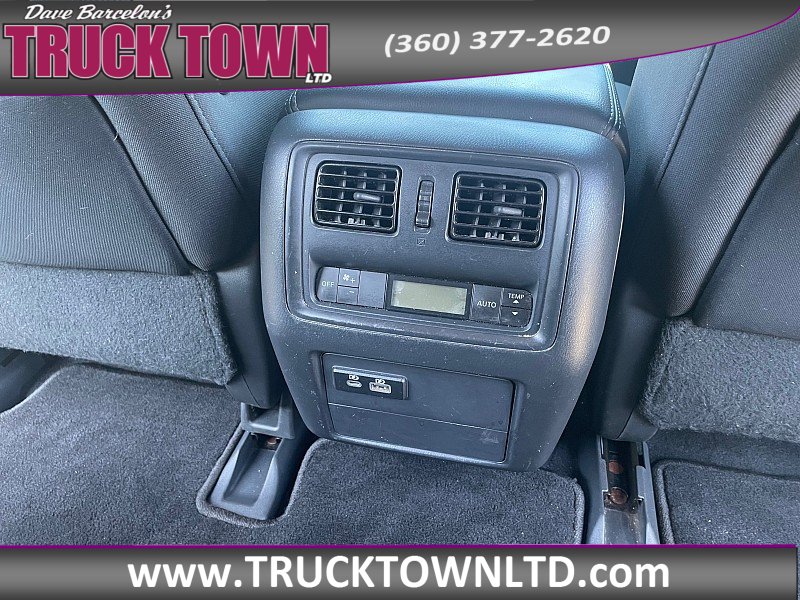 Used 2020 Nissan Pathfinder S AWD/4WD image 15