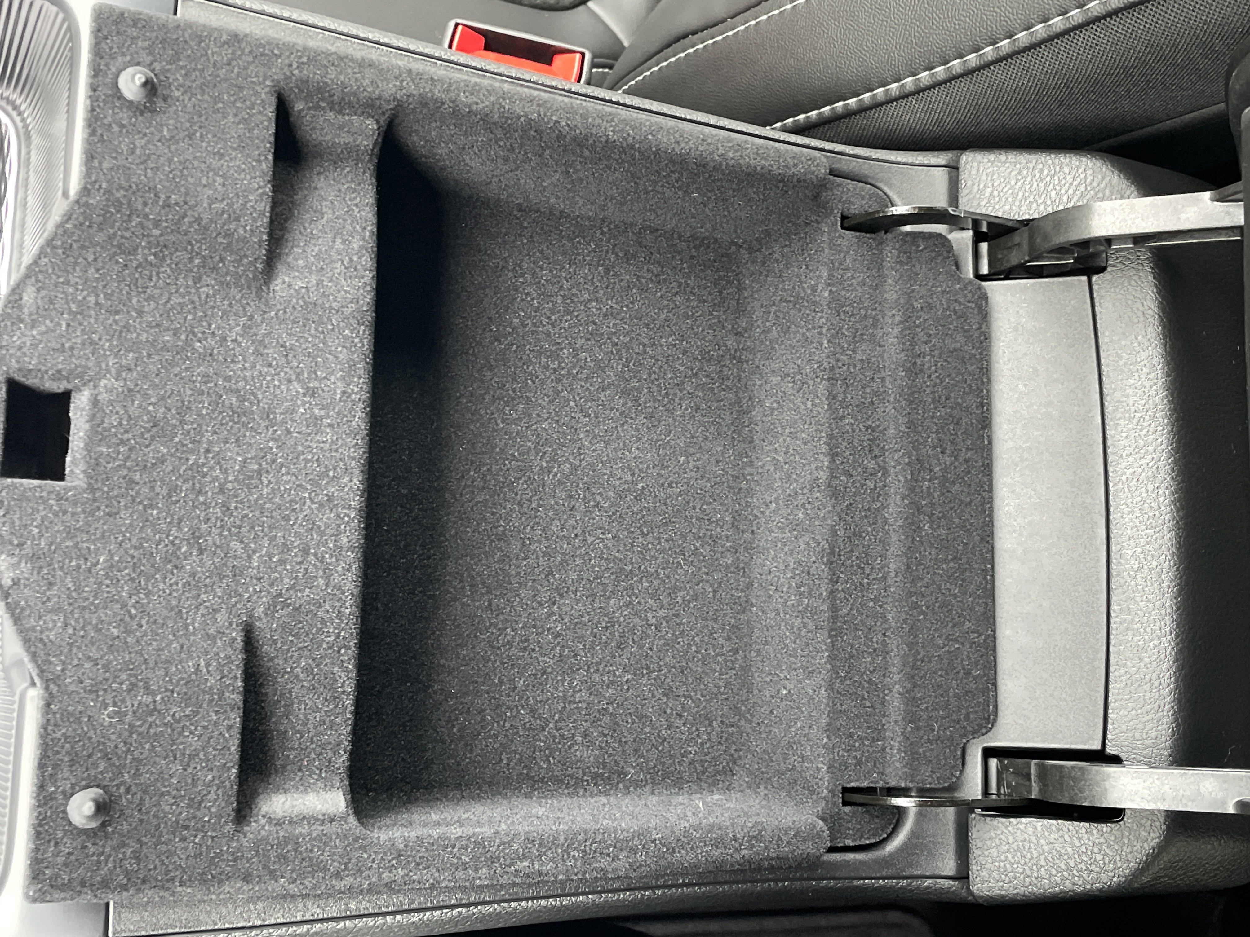 New 2025 Jeep Grand Cherokee Altitude image 31