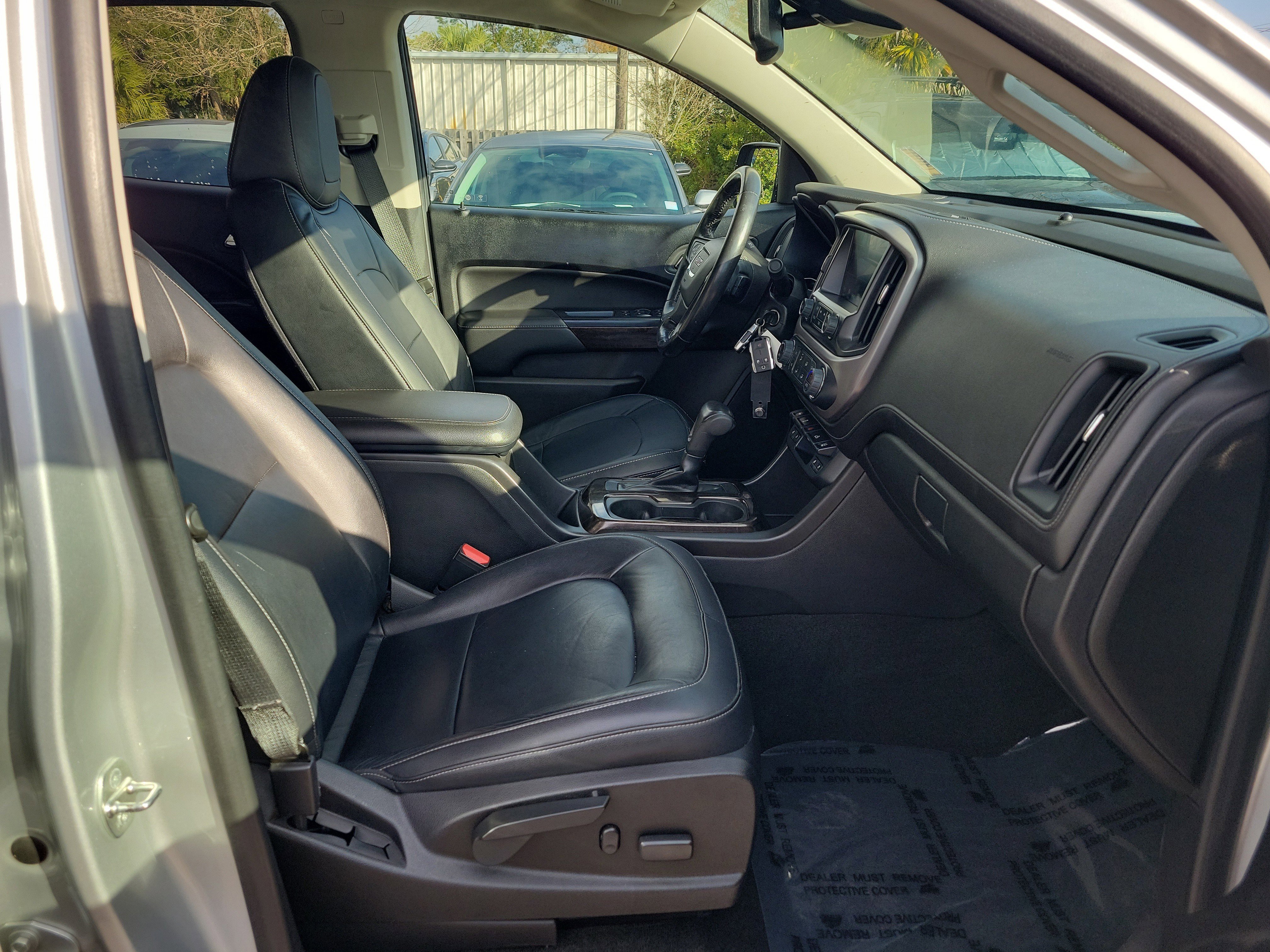 Used 2017 GMC Canyon SLT w/ Driver Alert Package image 7