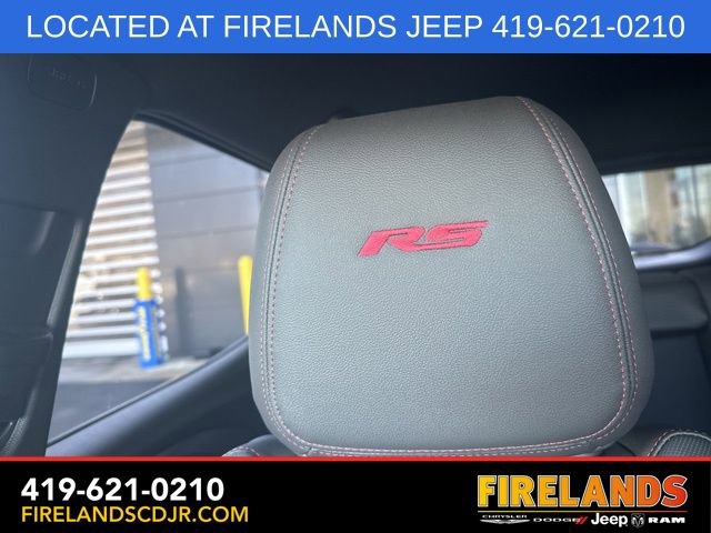 Used 2024 Chevrolet TrailBlazer RS w/ Driver Confidence Package image 29
