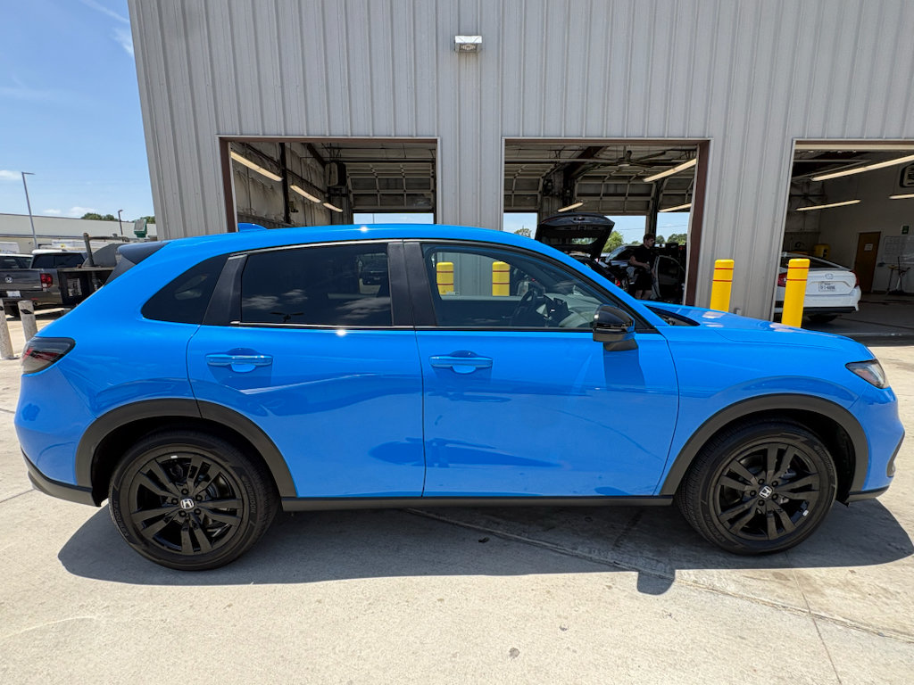 Certified 2026 Honda HR-V Sport image 9