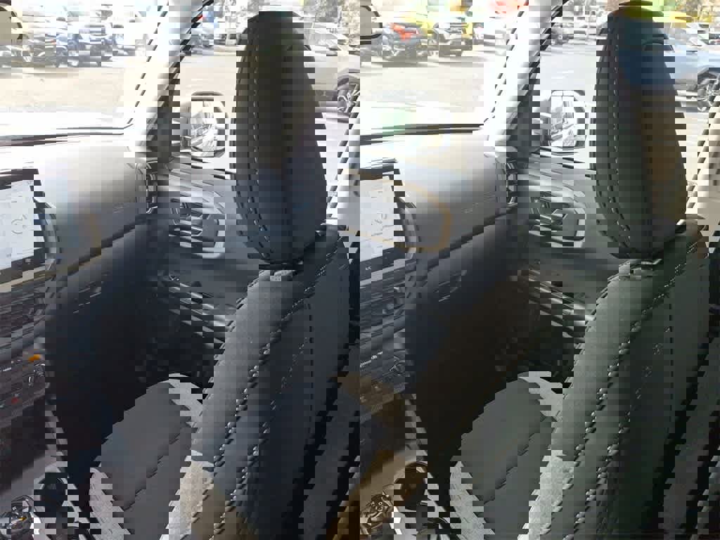 Used 2025 Ford Bronco Sport Big Bend image 11