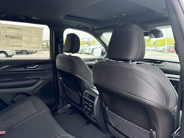 New 2026 Jeep Grand Cherokee Laredo X AWD/4WD image 13