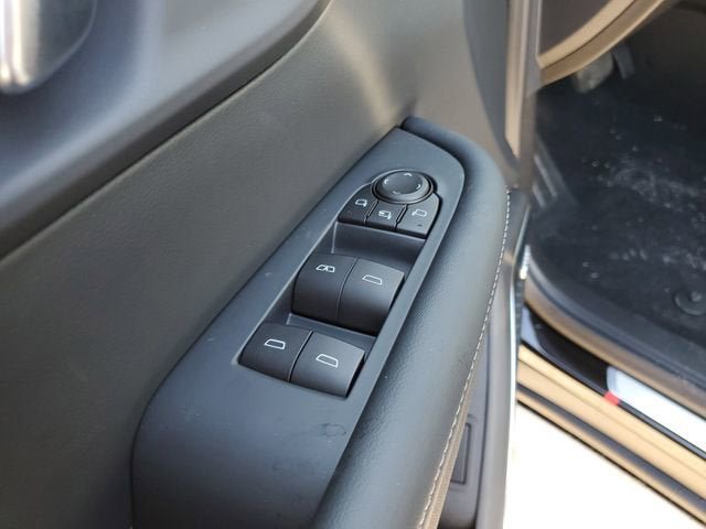 New 2026 Buick Enclave Preferred w/ Power Package AWD/4WD image 18