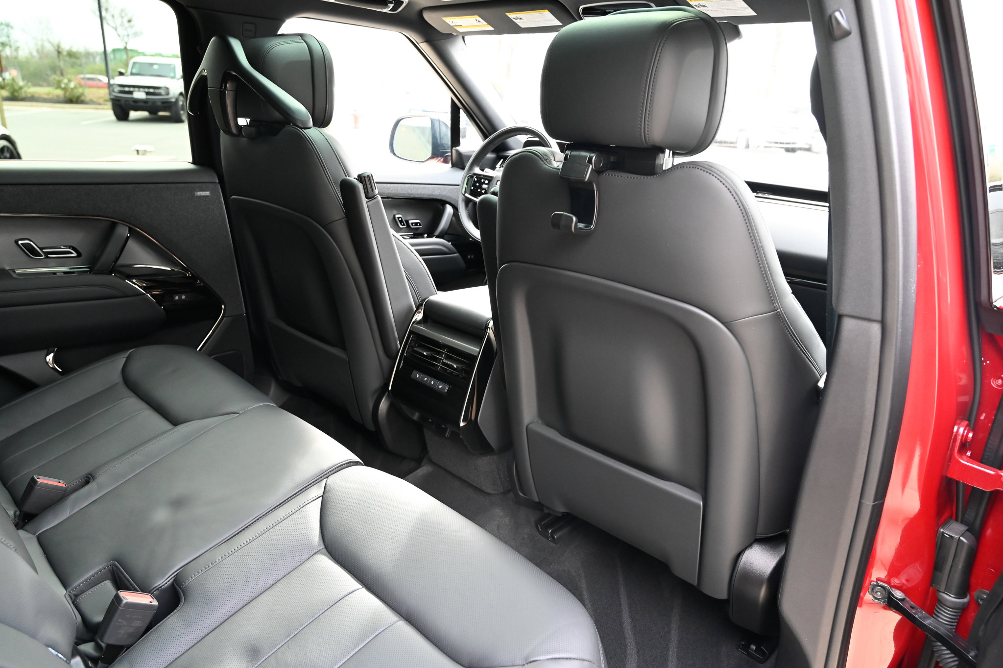 Used 2025 Land Rover Range Rover Sport Dynamic SE image 47