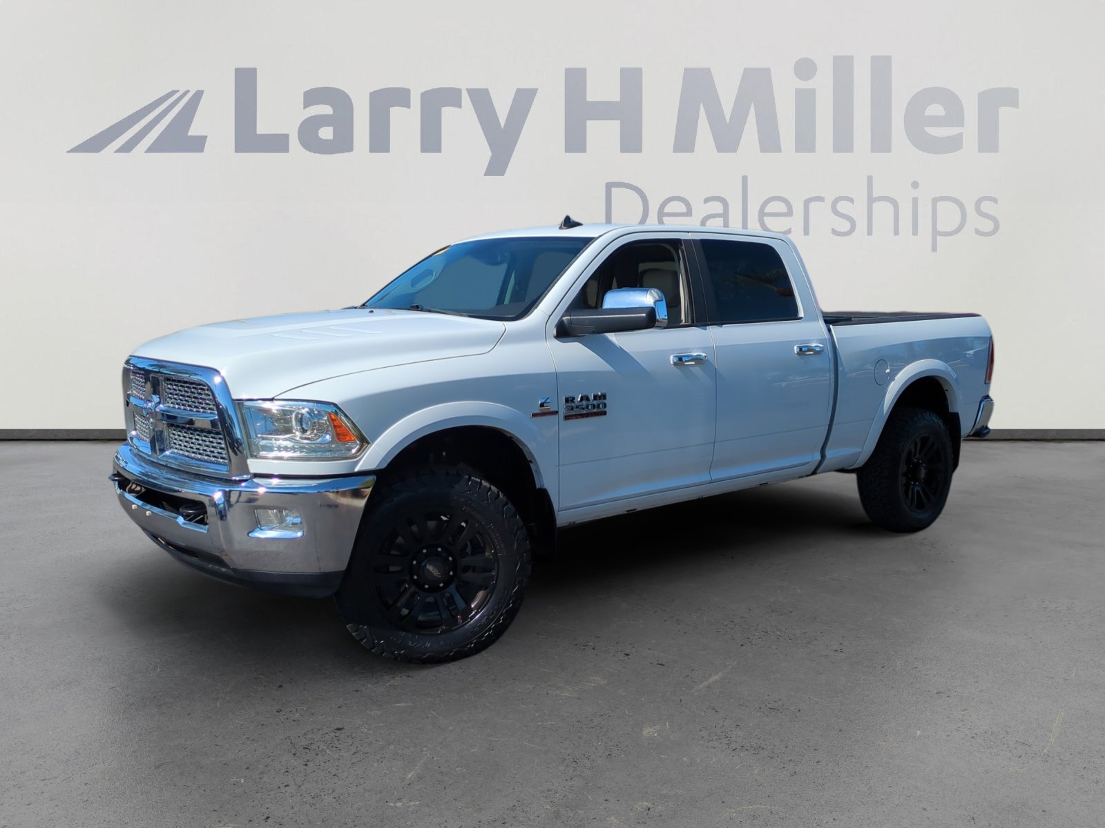 Used 2014 RAM 3500 Laramie w/ Cold Weather Group