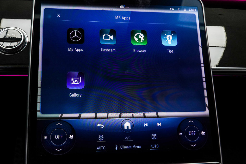 Used 2023 Mercedes-Benz S 500 4MATIC w/ AMG Line image 29