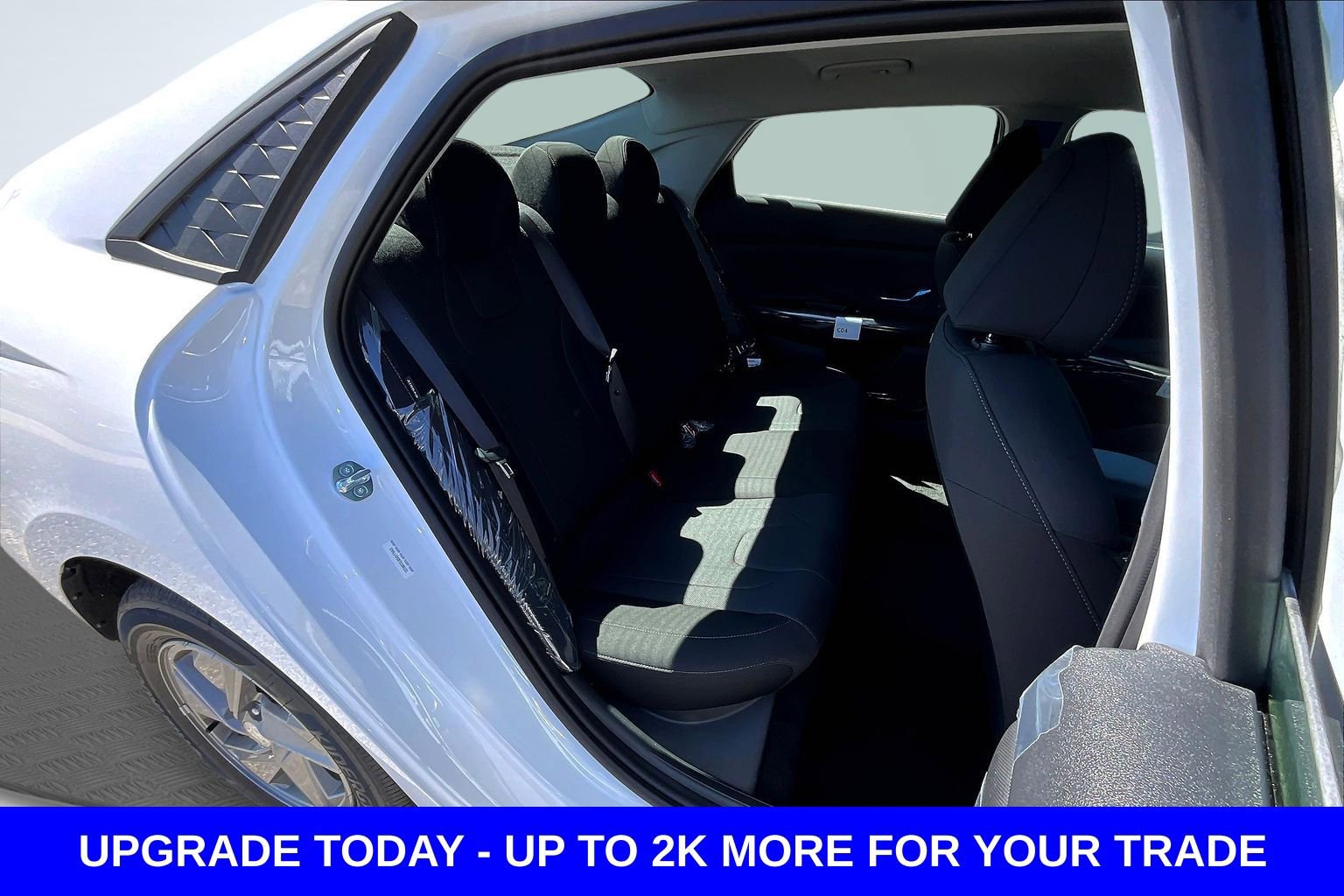 New 2026 Hyundai Elantra SE w/ Cargo Package FWD image 10