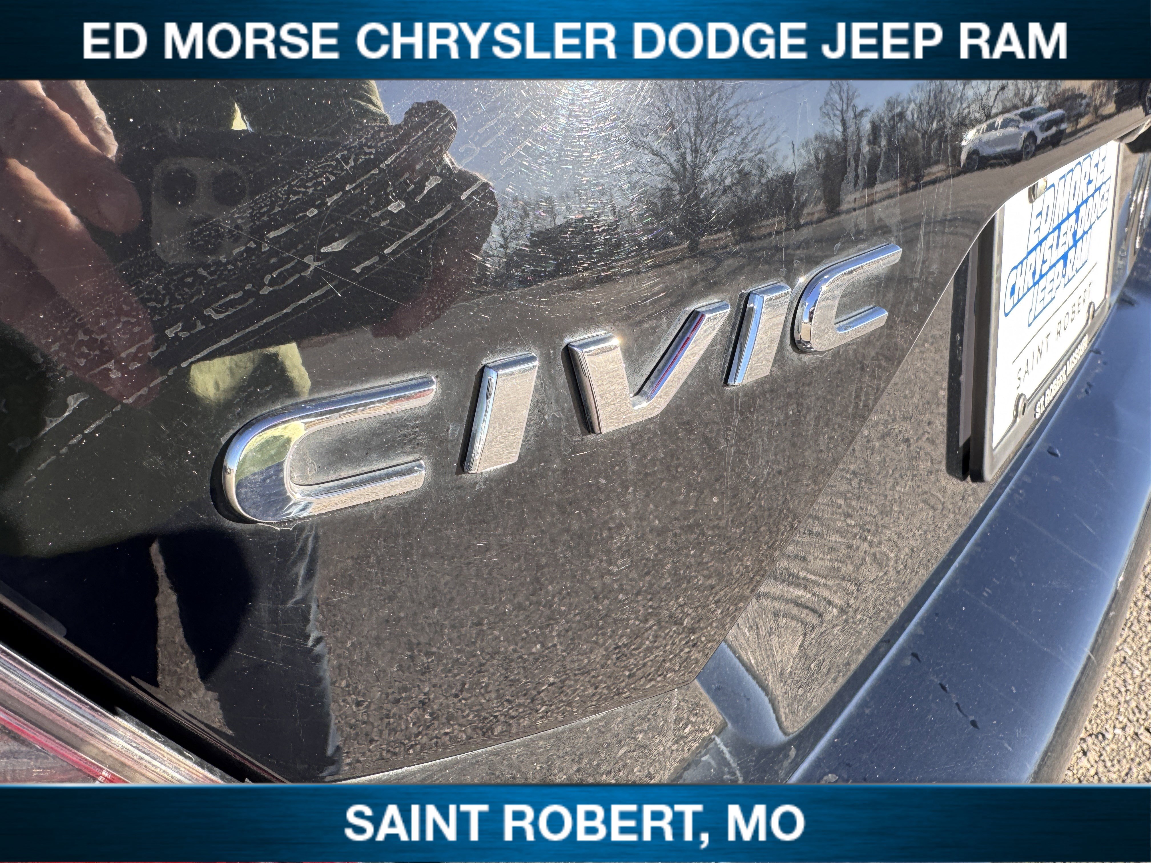 Used 2019 Honda Civic LX image 9