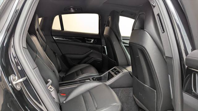Used 2018 Porsche Panamera 4 w/ Premium Package AWD/4WD image 16