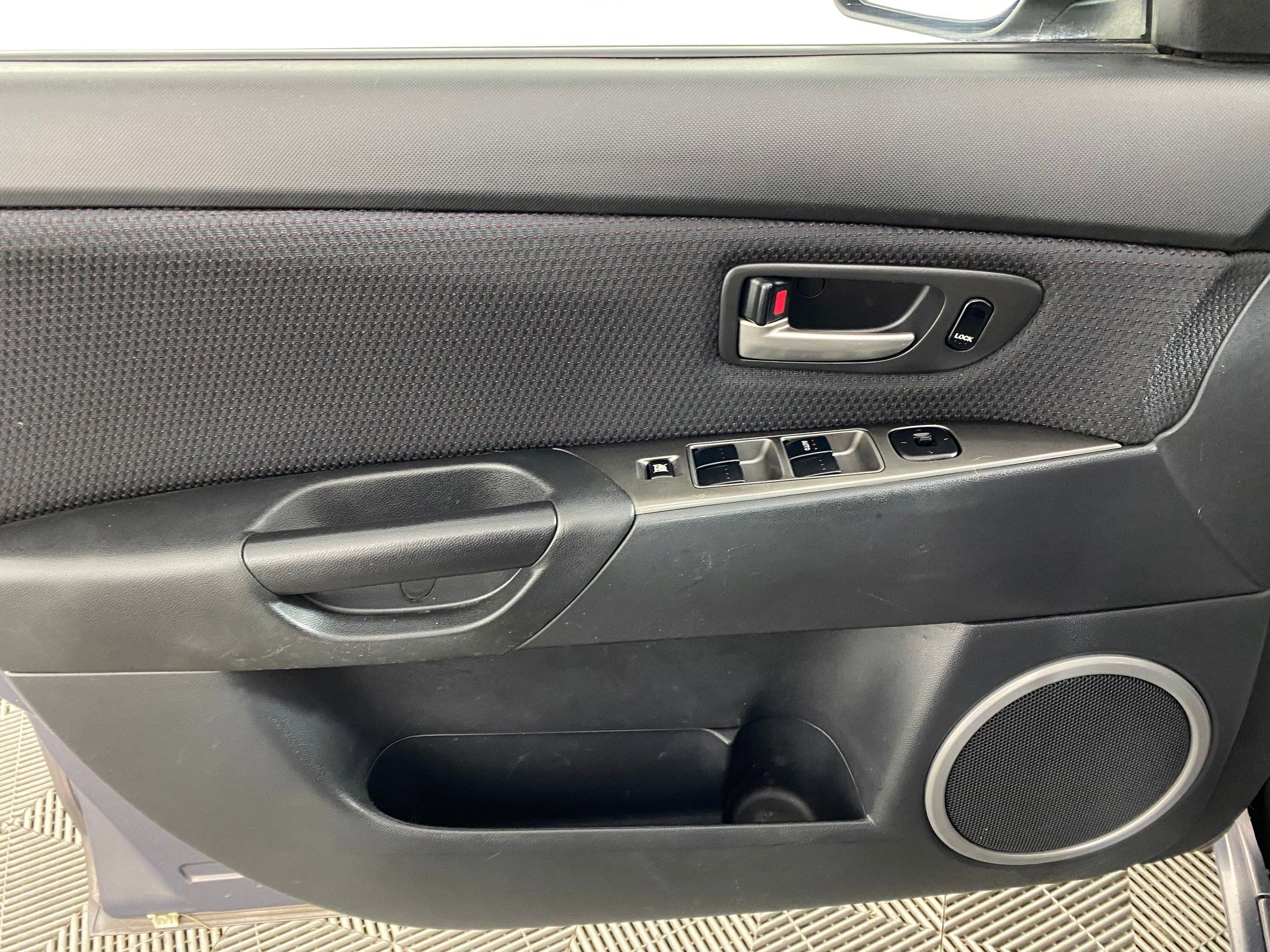 Used 2008 MAZDA MAZDA3 s Sport image 11