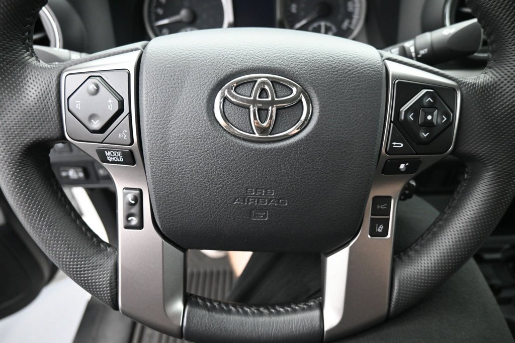 Used 2023 Toyota Tacoma SR5 AWD/4WD image 16