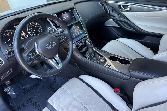 Used 2022 INFINITI Q60 3.0t Luxe w/ Cargo Package RWD image 15