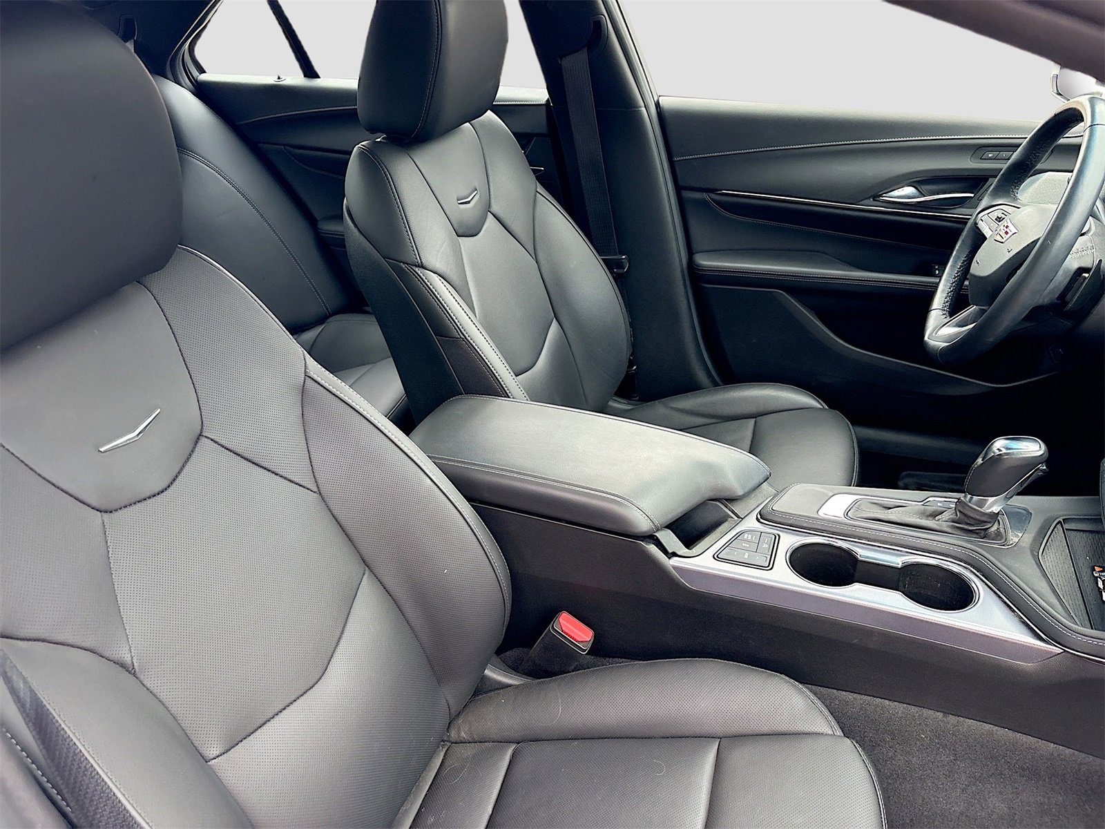 Used 2023 Cadillac CT4 Premium Luxury image 29