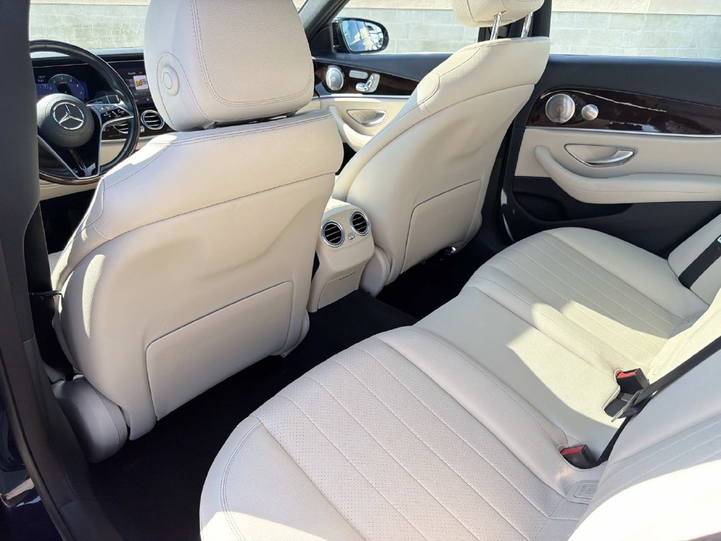 Used 2021 Mercedes-Benz E 450 4MATIC Sedan image 11