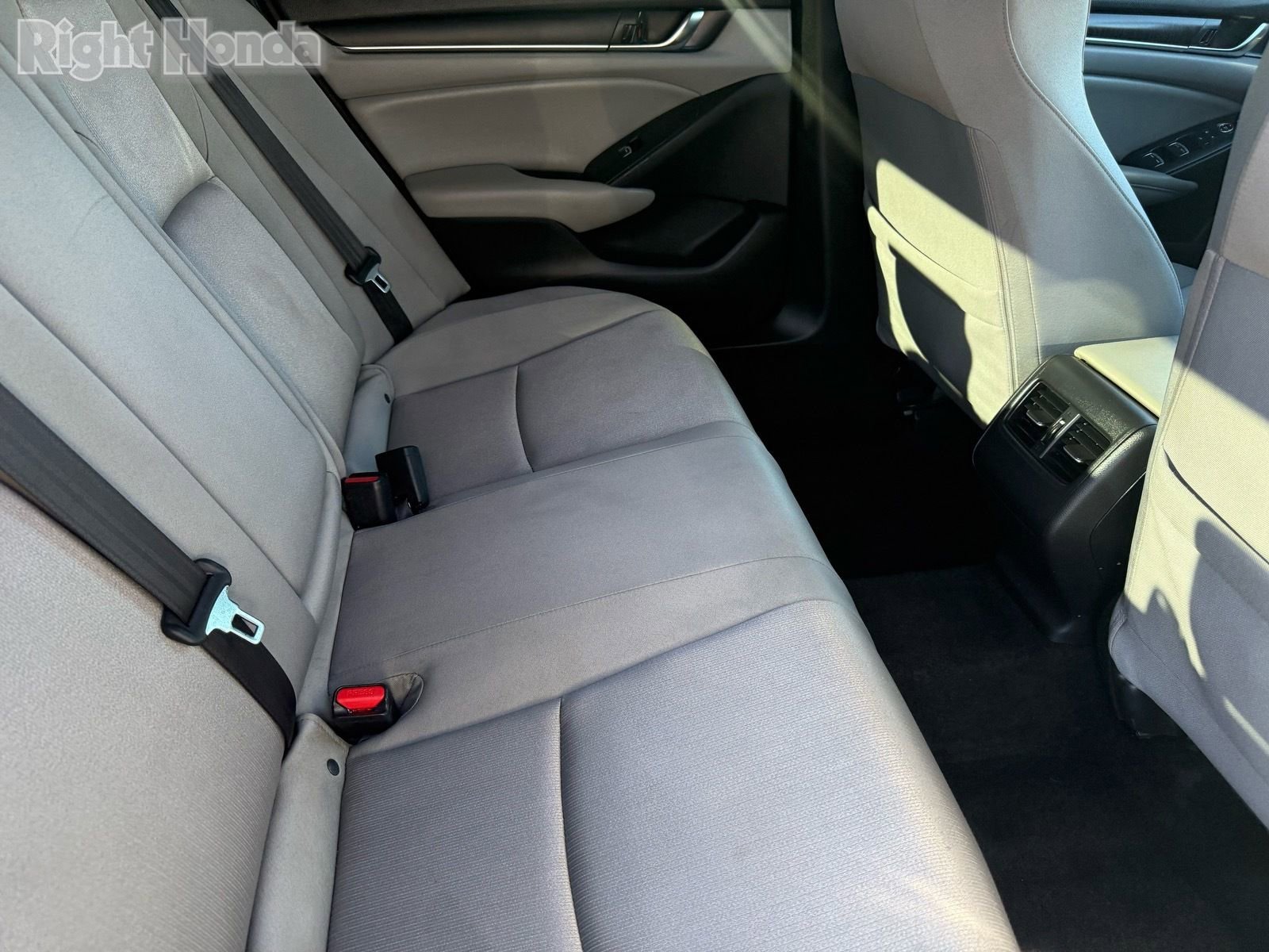 Used 2019 Honda Accord EX image 27