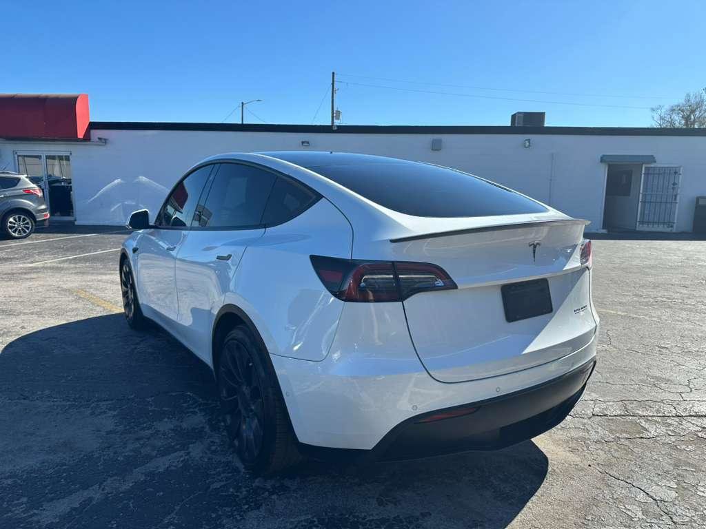 Used 2022 Tesla Model Y Performance image 5