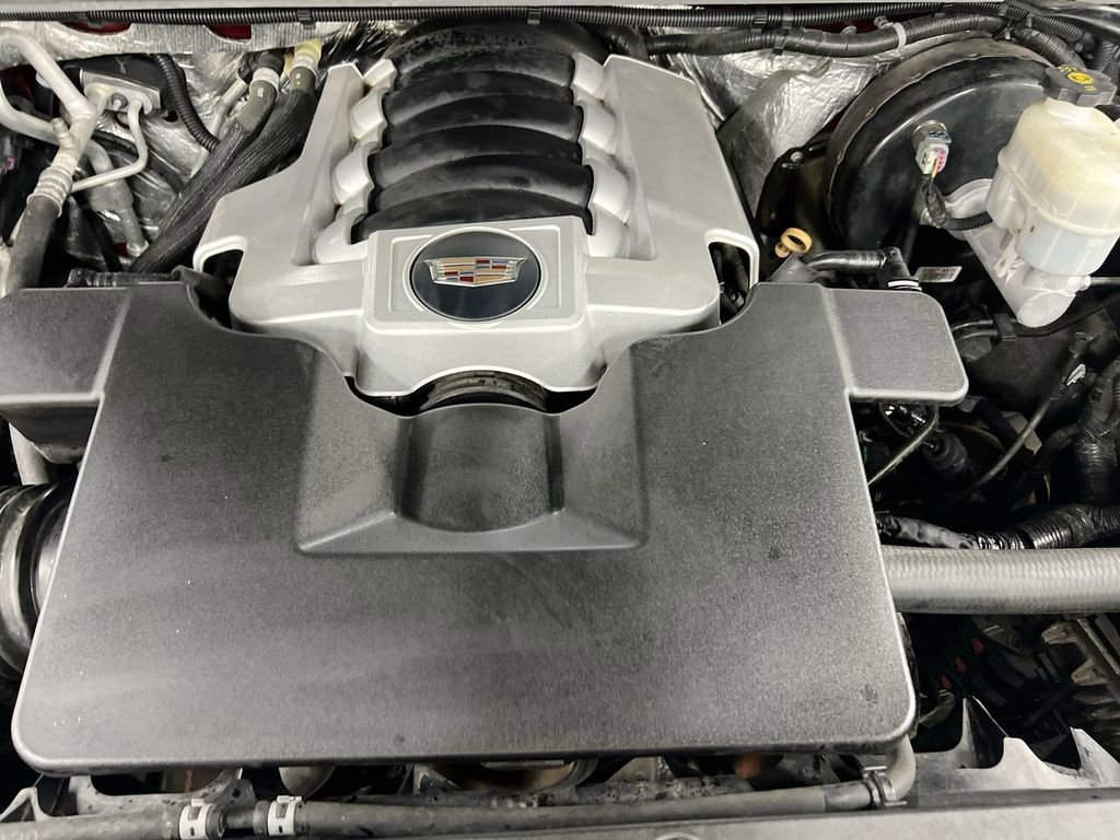 Used 2016 Cadillac Escalade Luxury image 27