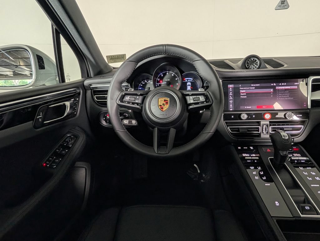 New 2026 Porsche Macan AWD/4WD image 21