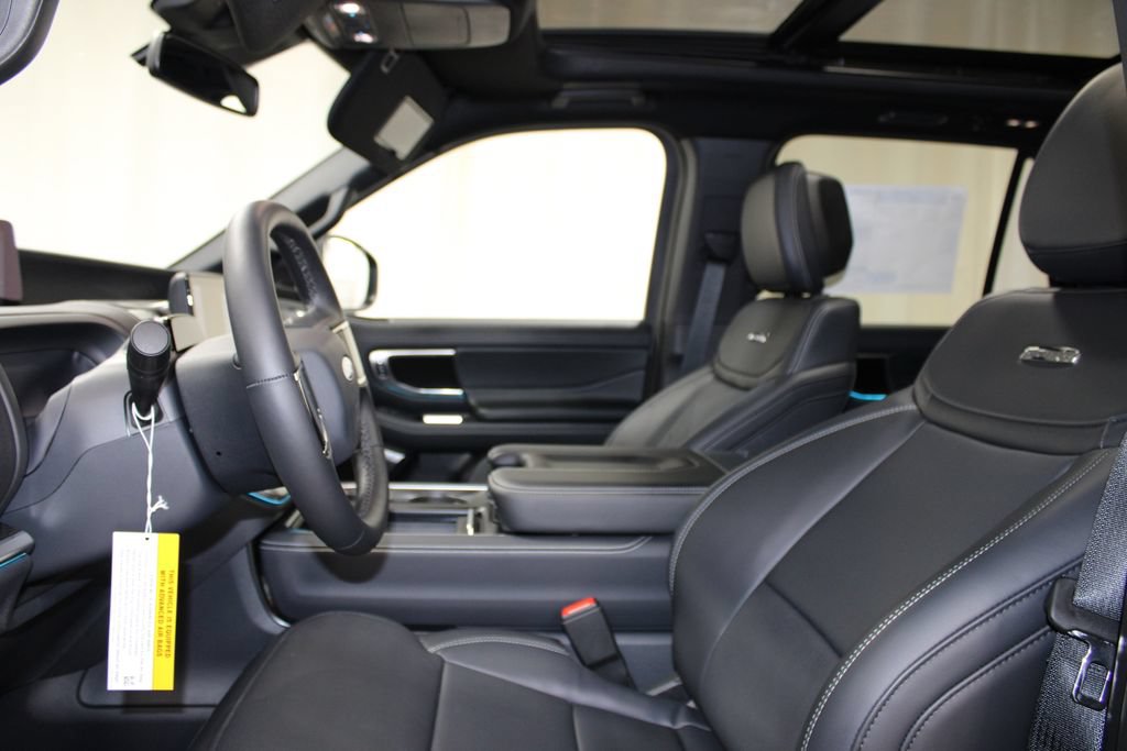 New 2027 Ford Expedition Max Platinum w/ Stealth Appearance Package RWD image 13