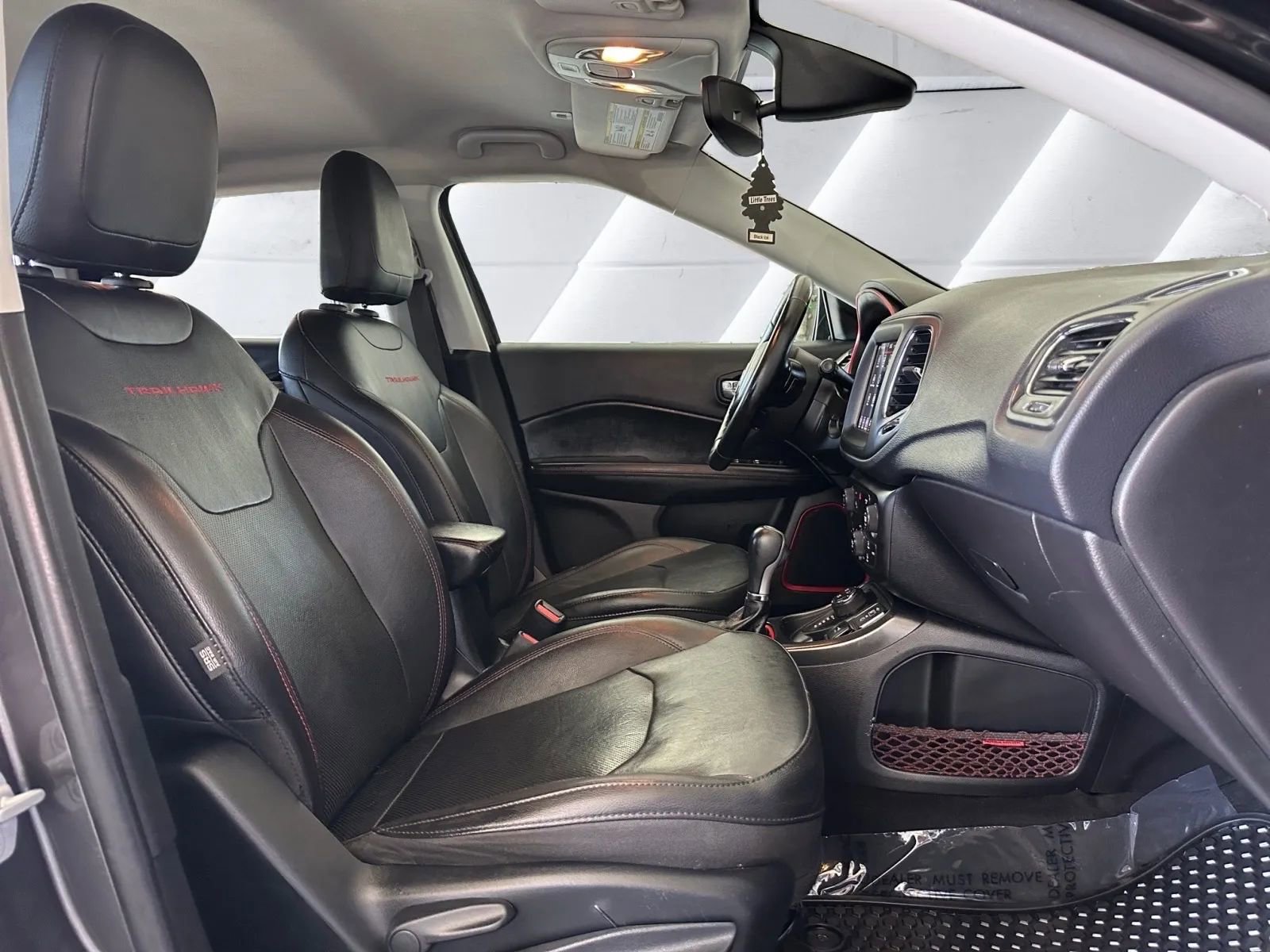 Used 2019 Jeep Compass Trailhawk w/ Leather Interior Group image 10