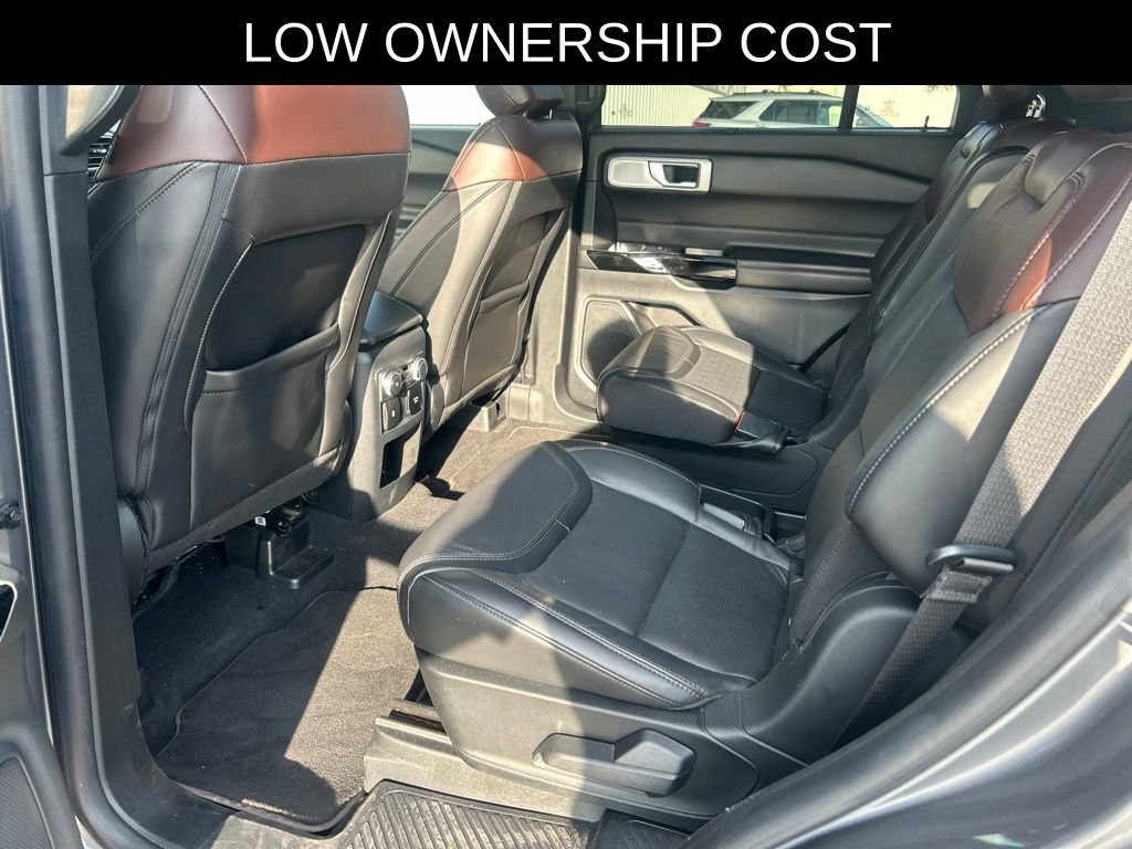 Used 2021 Ford Explorer Platinum w/ Equipment Group 601A AWD/4WD image 25