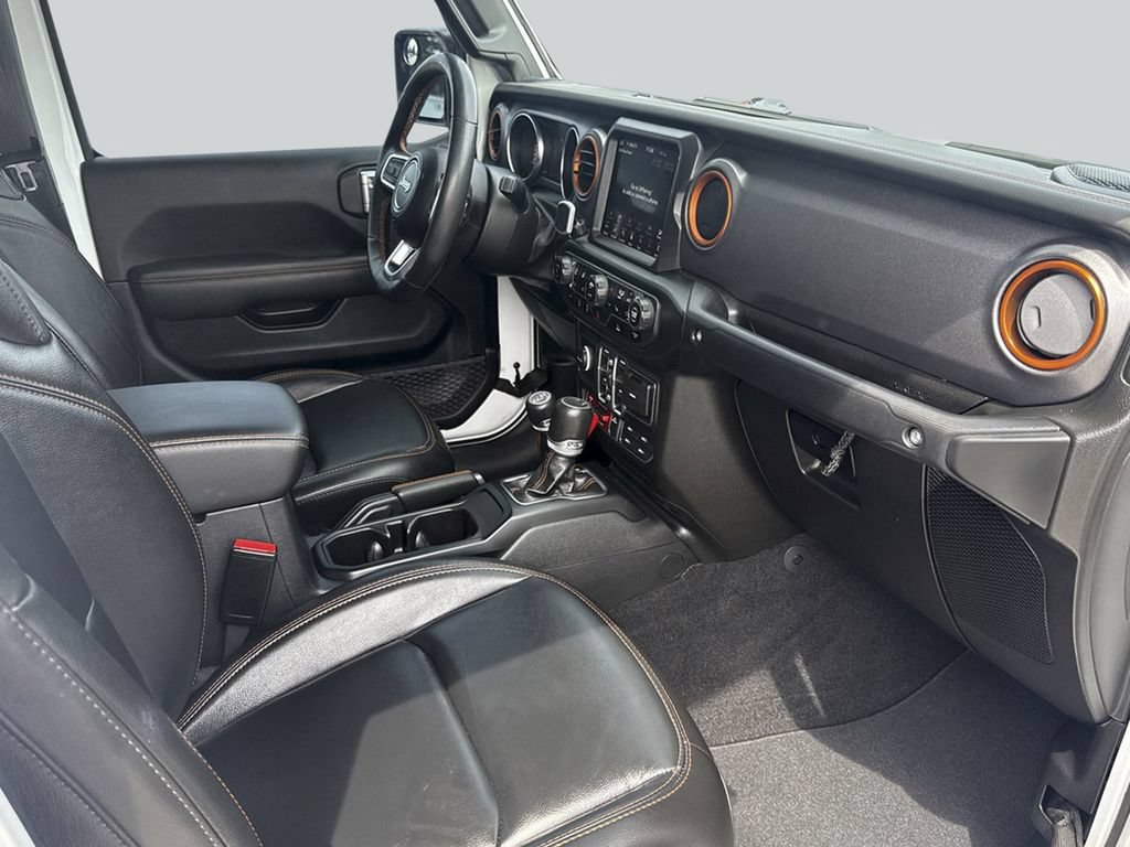 Used 2023 Jeep Gladiator Mojave w/ LED Lighting Group AWD/4WD image 18