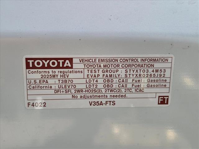 Used 2025 Toyota Sequoia Platinum w/ TRD Off-Road Package AWD/4WD image 24