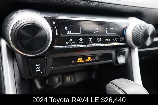 Used 2024 Toyota RAV4 LE image 38