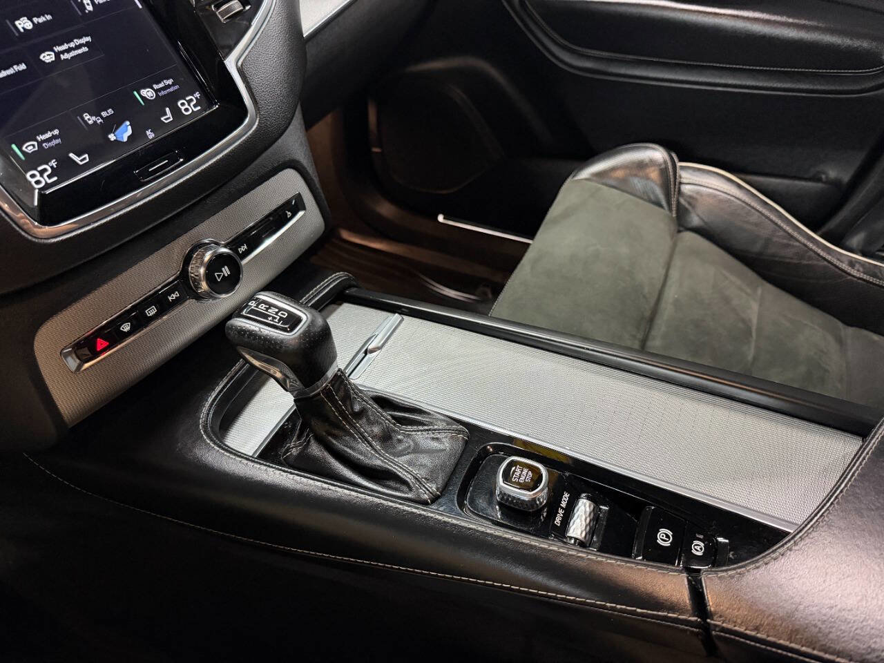 Used 2019 Volvo XC90 T6 R-Design w/ Protection Package Premier image 52