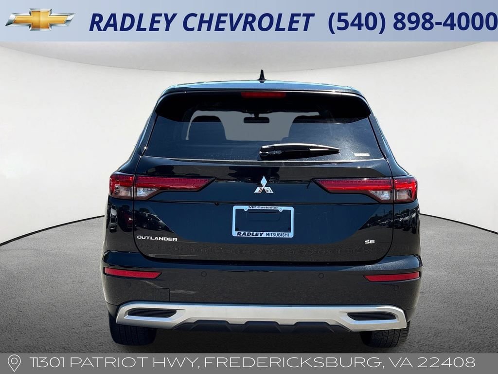 Used 2023 Mitsubishi Outlander SE AWD/4WD image 19