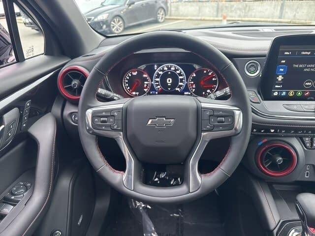 Used 2025 Chevrolet Blazer RS w/ Driver Confidence II Package image 17