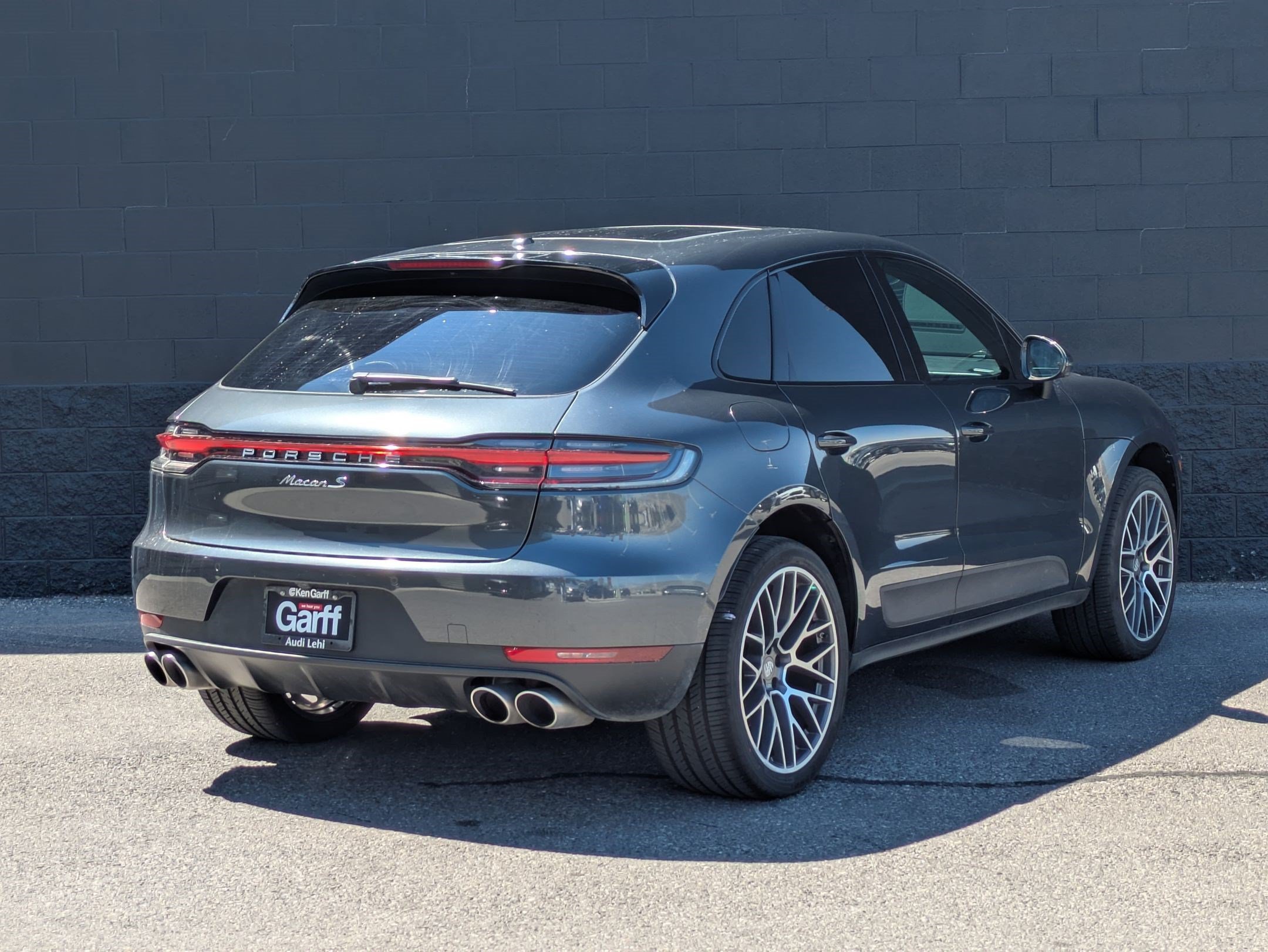 Used 2020 Porsche Macan S AWD/4WD image 5