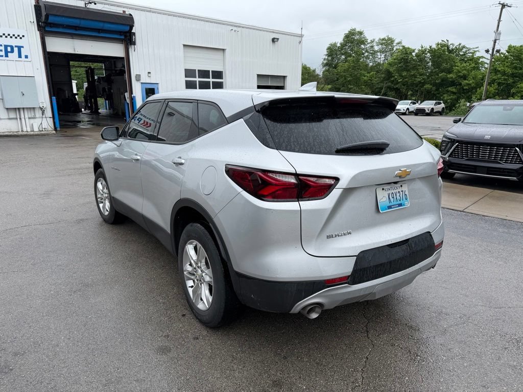 Used 2021 Chevrolet Blazer LT FWD image 3
